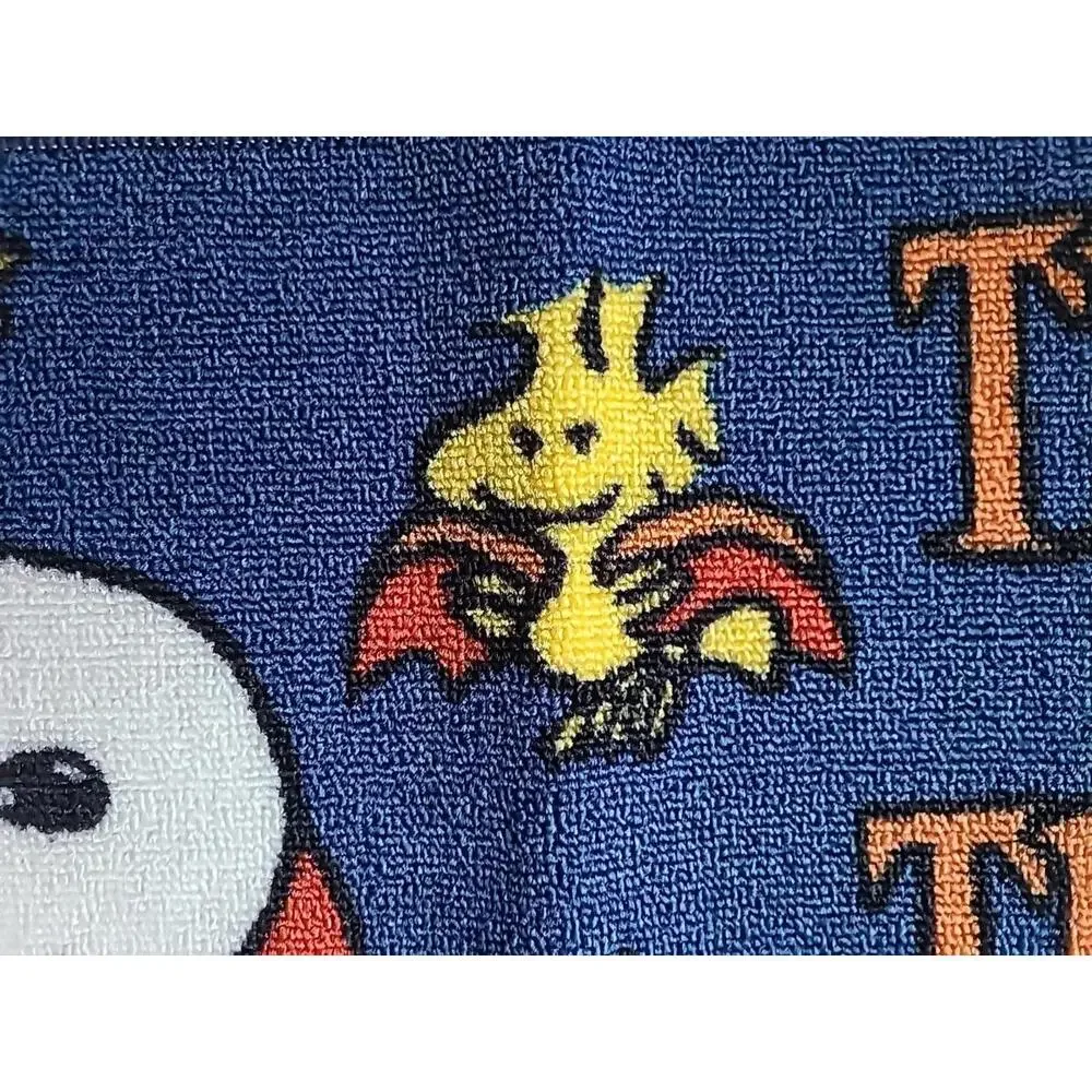 17 In By 28-in Peanuts Accent Rug  Woodstock And Snoopy Dressed Up As Dracula